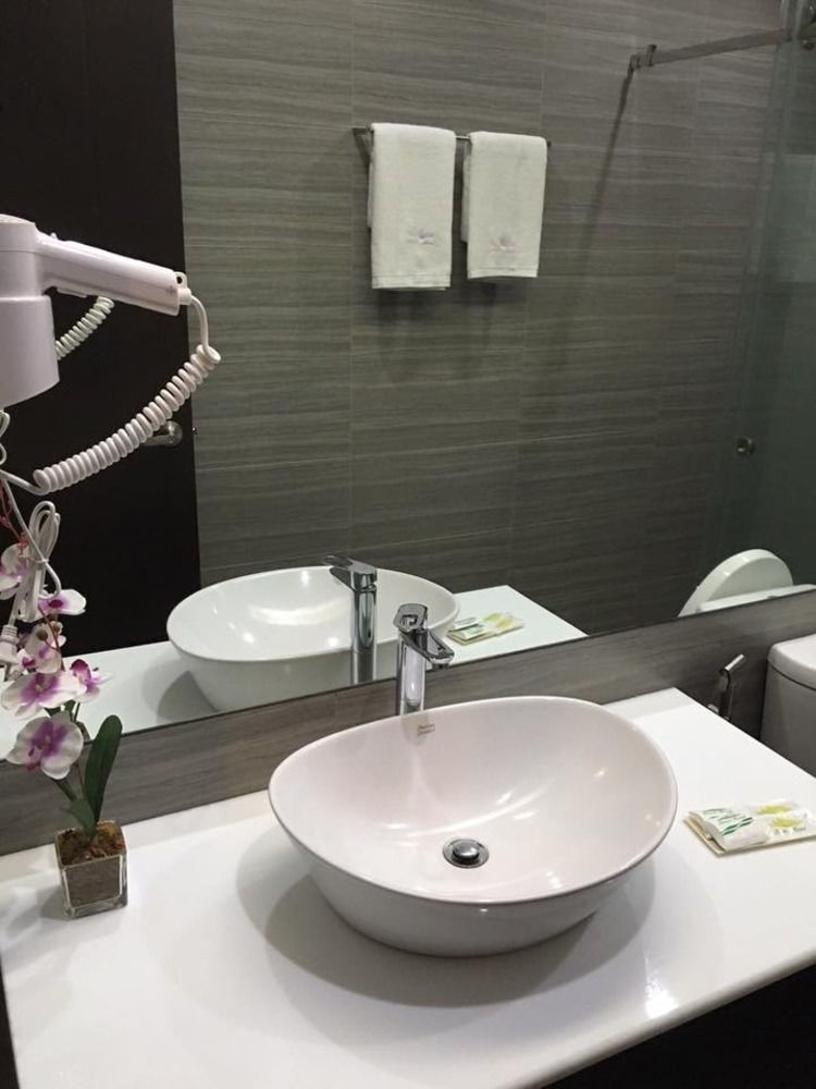 莱诺克斯酒店 Dagupan City 外观 照片